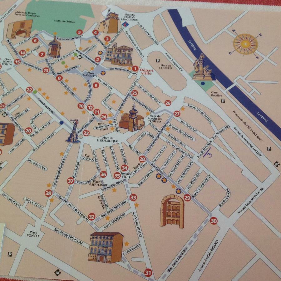 Pézenas Chambres D'Hotes De Fleurus מראה חיצוני תמונה